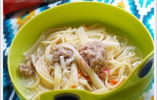 Meatball Soup With Vermicelli Pasta